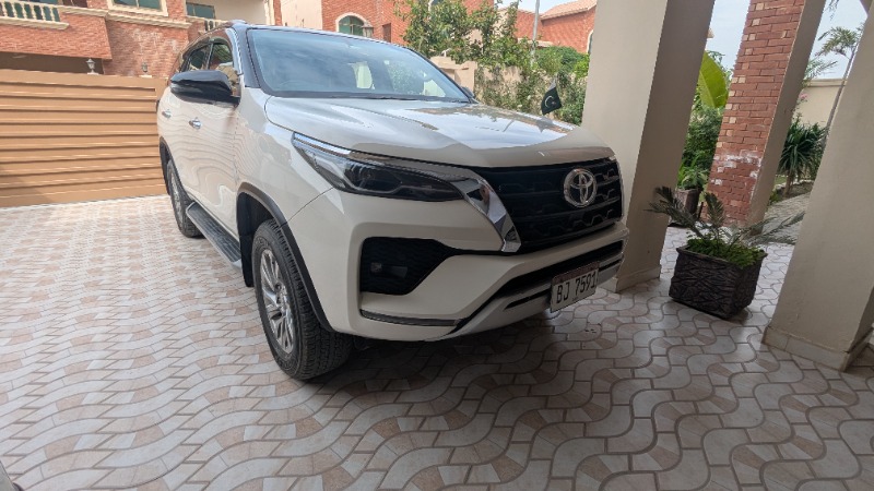 Toyota Fortuner 2021