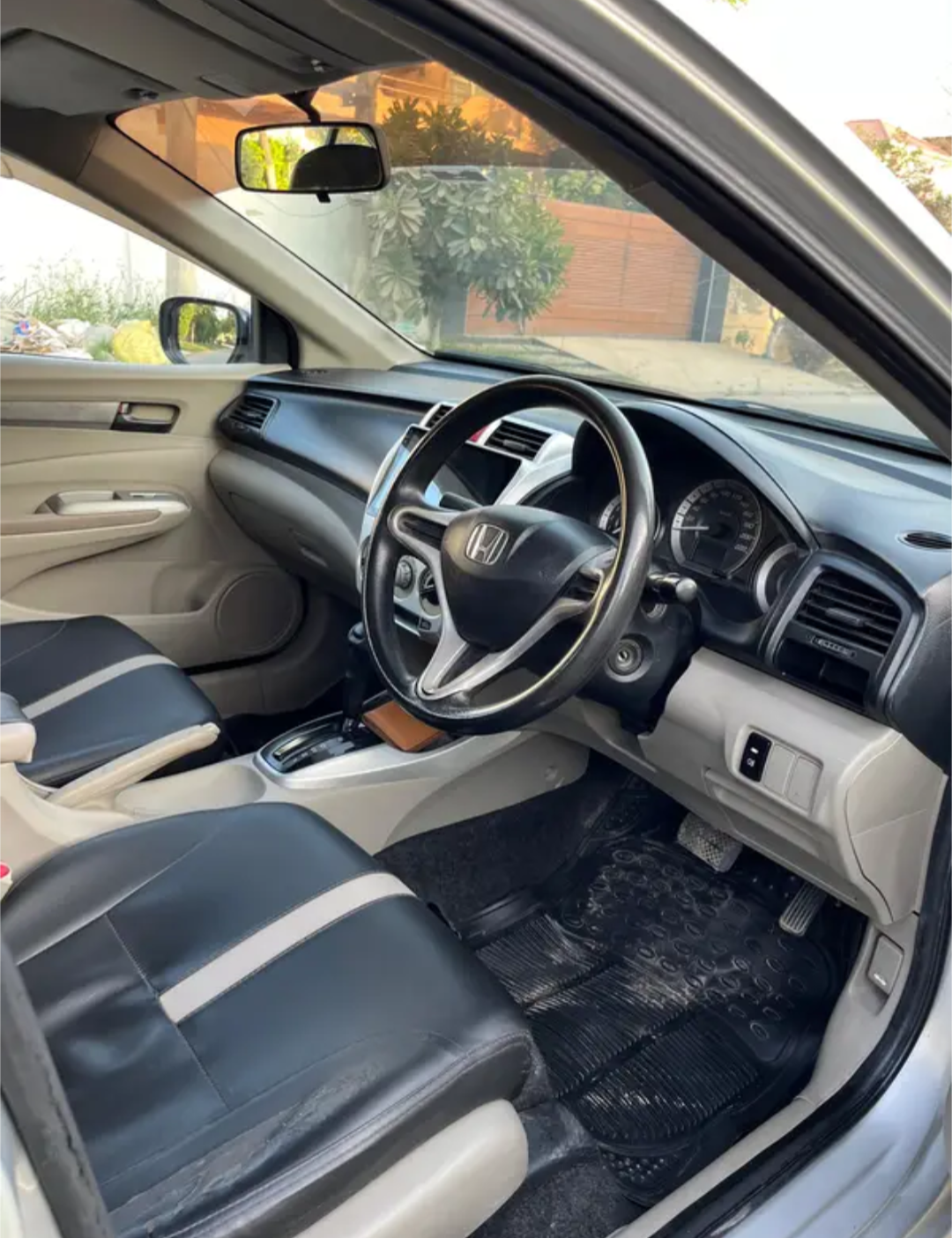 
								Honda City 2015 full									