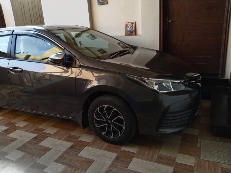 Toyota Corolla Altis 2015