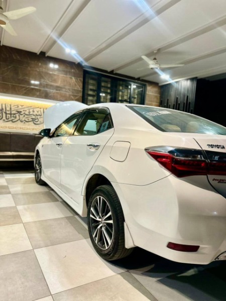 
								Toyota Corolla Altis 2020 full									