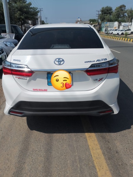 
								Toyota Corolla Altis 2021 full									