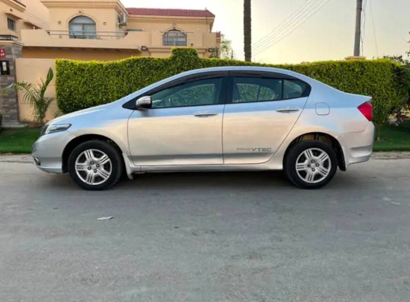 
								Honda City 2015 full									