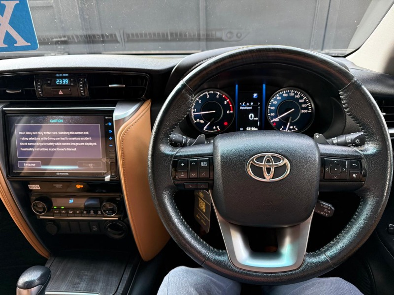 
								Toyota Fortuner 2023 full									