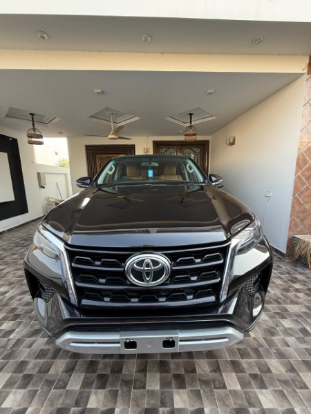 Toyota Fortuner 2023