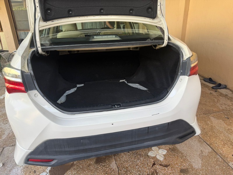 
								Toyota Corolla 2018 full									