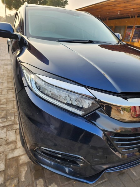 
								Honda Vezel 2024 full									