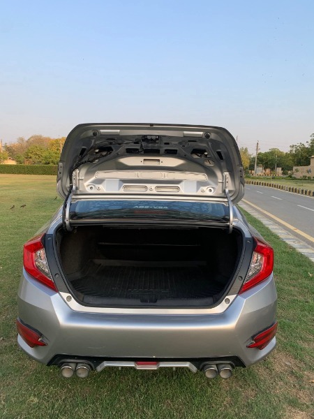 
								Honda Civic 2017 full									