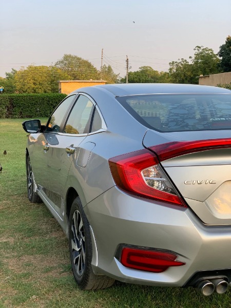 
								Honda Civic 2017 full									