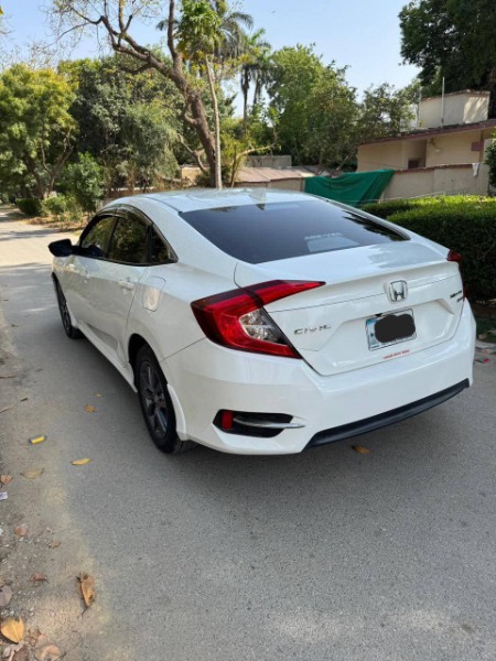 
								Honda Civic 2021 full									
