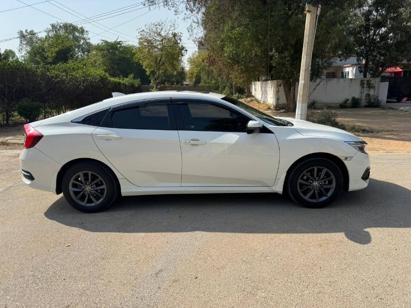 
								Honda Civic 2021 full									