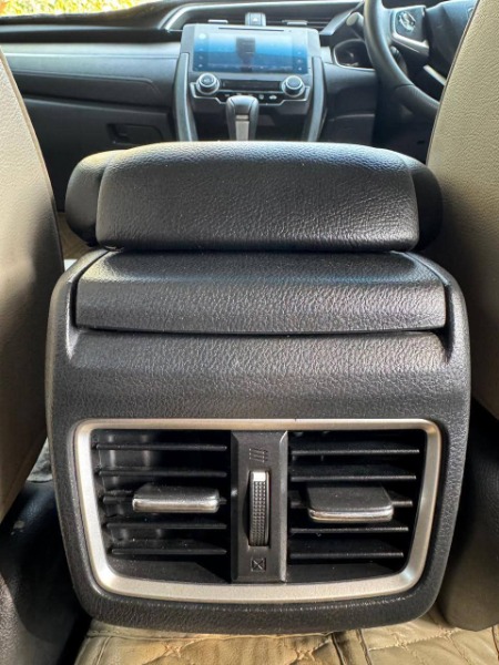 
								Honda Civic 2021 full									