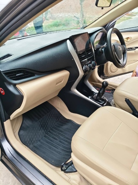 
								Toyota Yaris 2020 full									