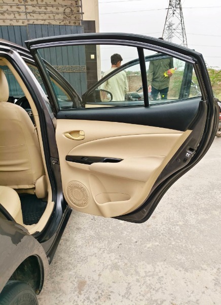 
								Toyota Yaris 2020 full									