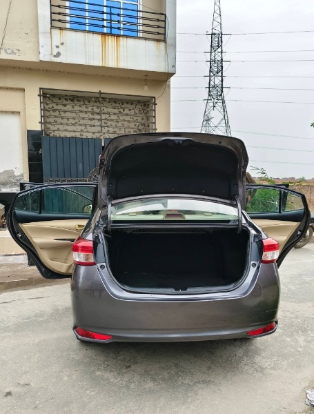 
								Toyota Yaris 2020 full									