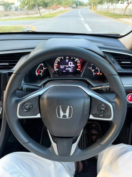 
								Honda Civic 2021 full									