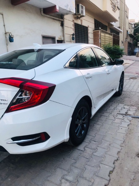 
								Honda Civic 2021 full									