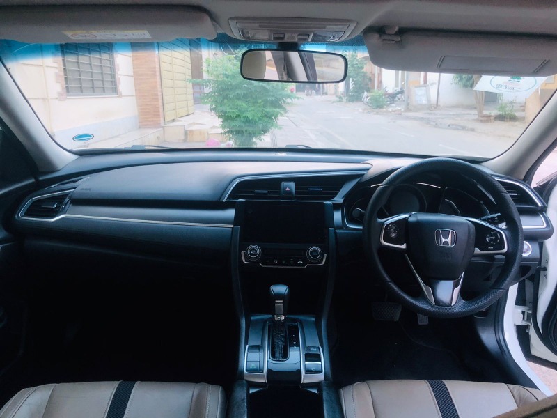 
								Honda Civic 2021 full									