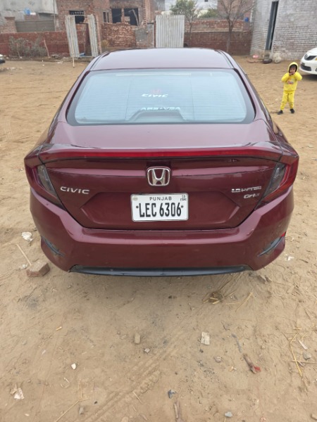 
								Honda Civic 2018 full									