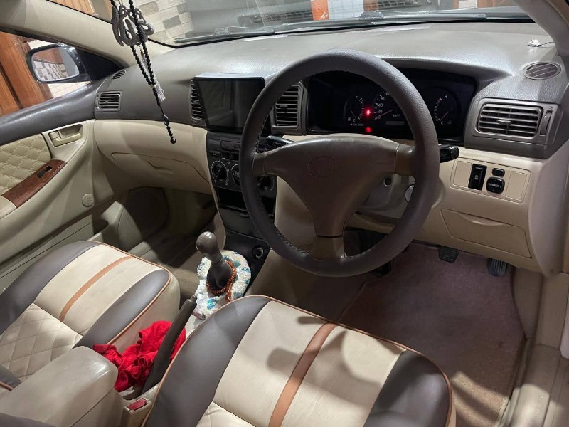 
								Toyota Corolla 2002 full									