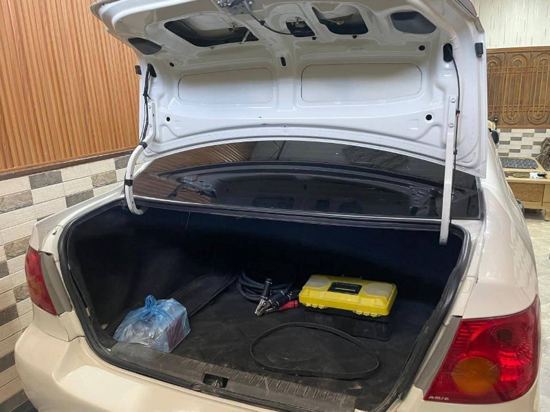 
								Toyota Corolla 2002 full									