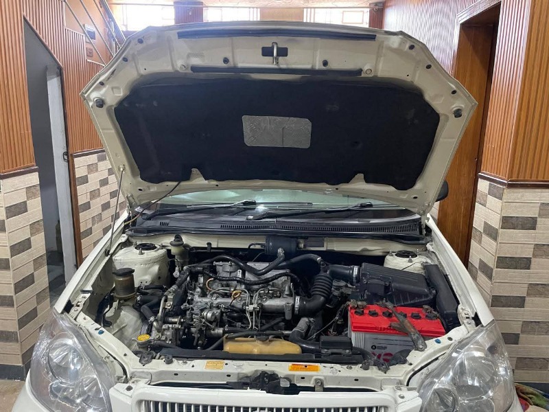 
								Toyota Corolla 2002 full									