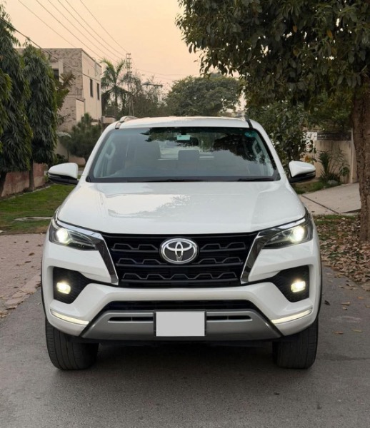 Toyota Fortuner 2021