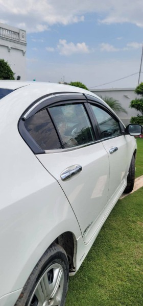 
								Honda City 2015 full									
