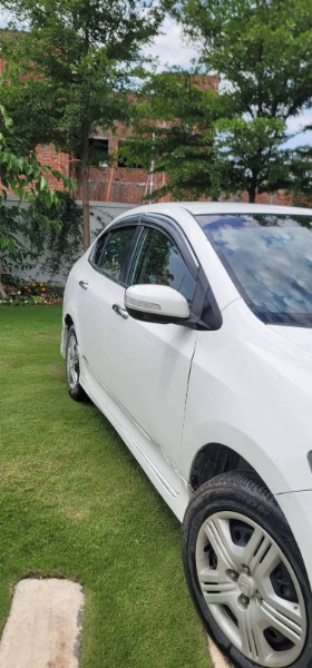 
								Honda City 2015 full									
