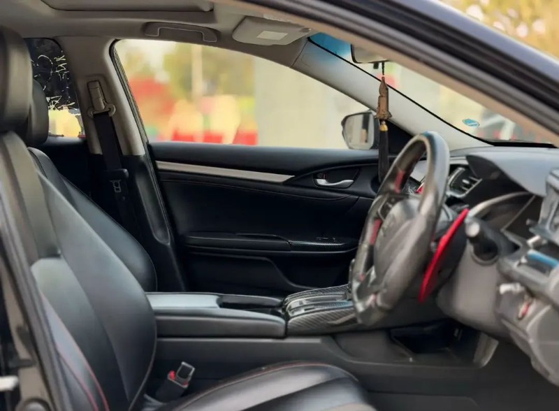
								Honda Civic 2020 full									