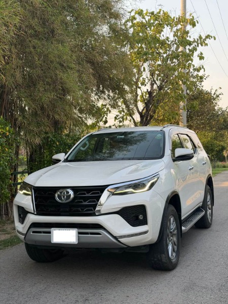 Toyota Fortuner 2022