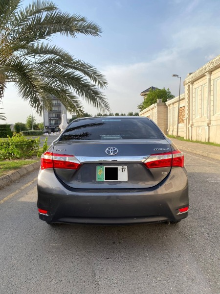 
								Toyota Corolla 2017 full									