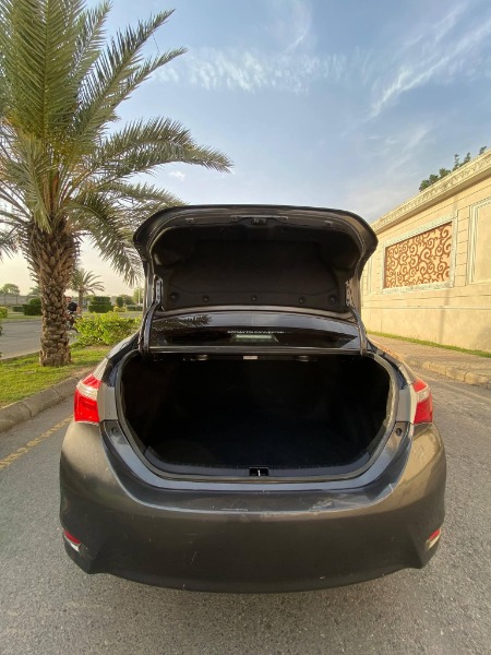 
								Toyota Corolla 2017 full									