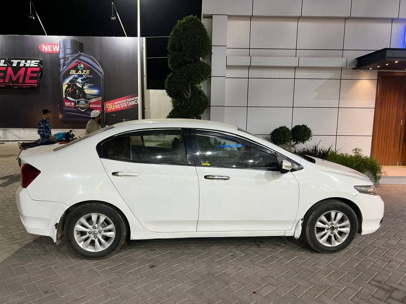 
								Honda City 2016 full									