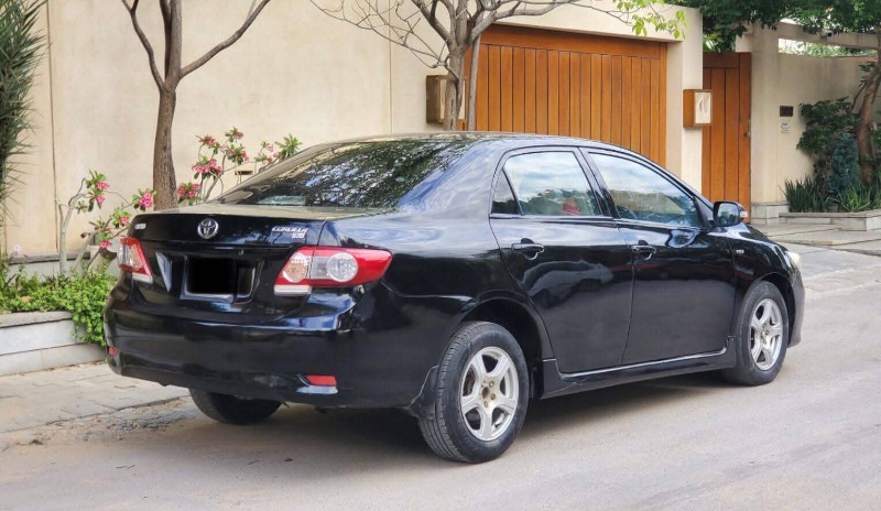 
								Toyota Corolla 2012 full									
