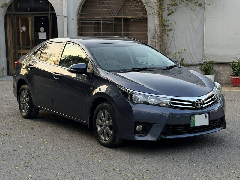 
								Toyota Corolla Altis 2016 full									