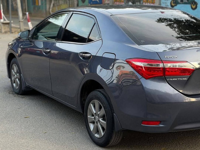 
								Toyota Corolla Altis 2016 full									