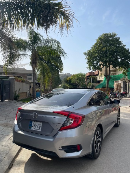 
								Honda Civic 2018 full									