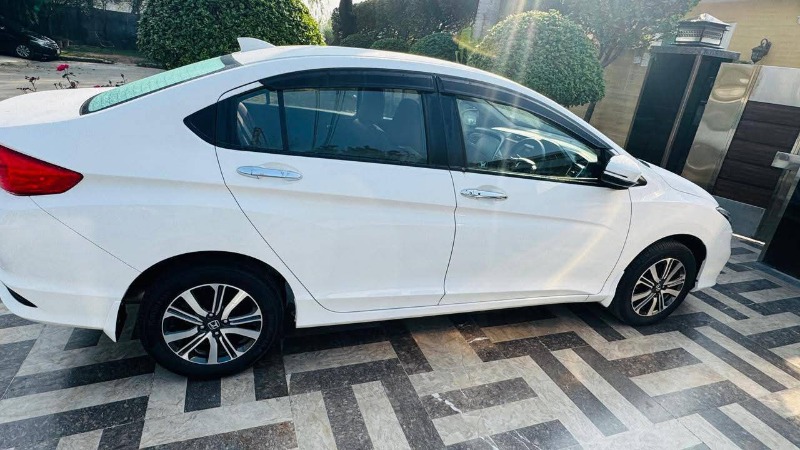 
								Honda City 2025 full									