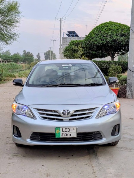 
								Toyota Corolla 2011 full									