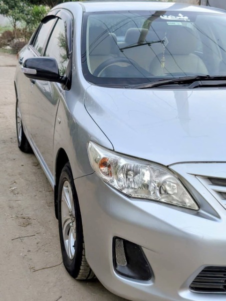 
								Toyota Corolla 2011 full									