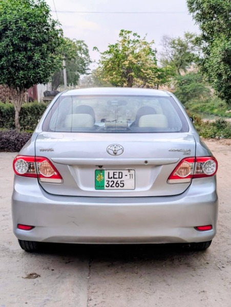 
								Toyota Corolla 2011 full									