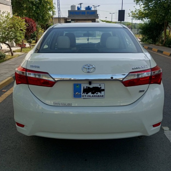 
								Toyota Corolla 2018 full									