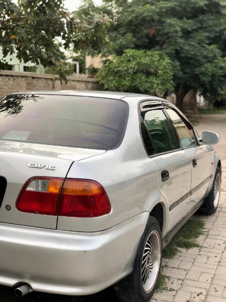 
								Honda Civic 2000 full									