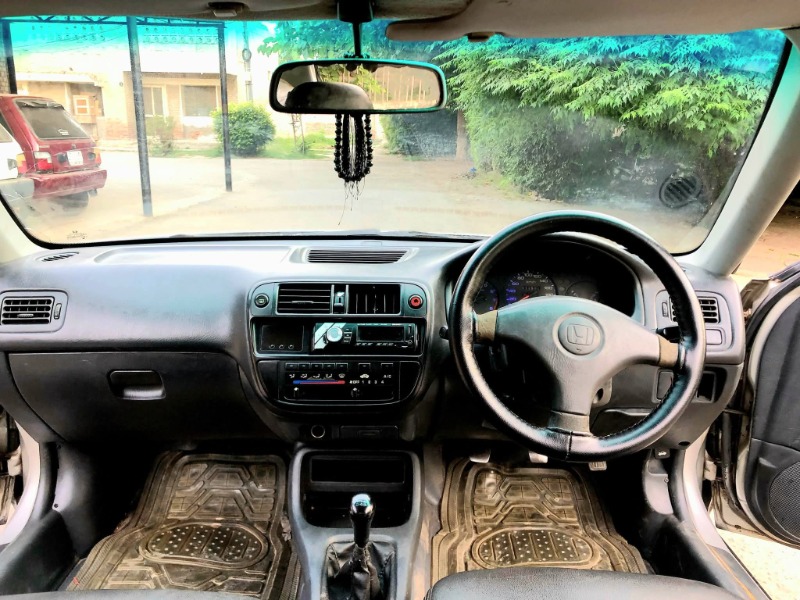 
								Honda Civic 2000 full									