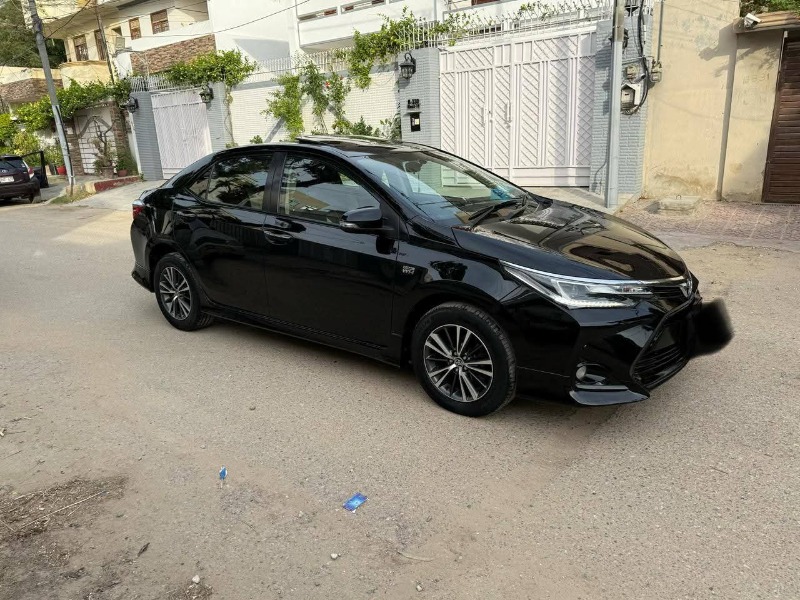 
								Toyota Corolla Altis 2022 full									